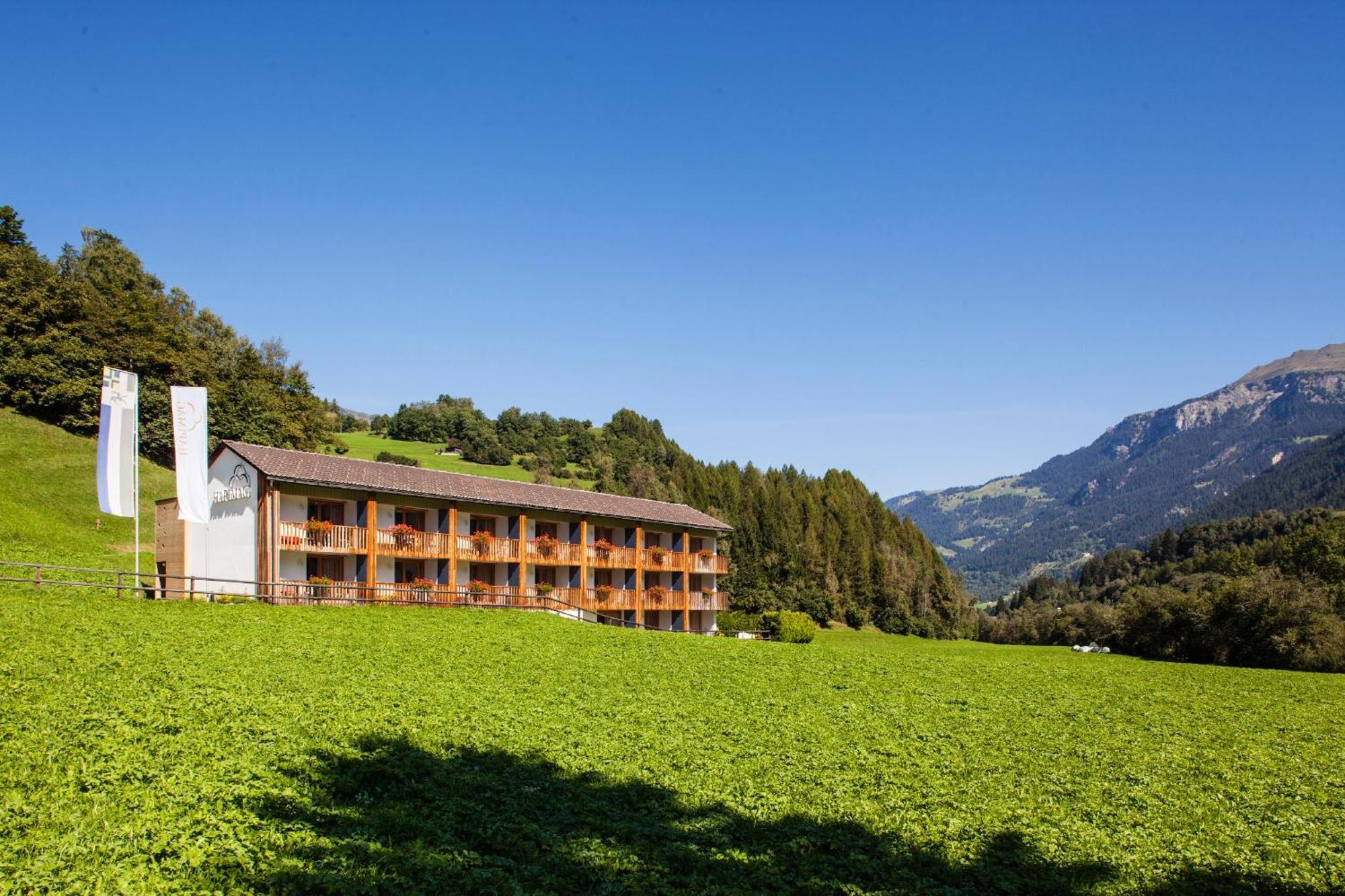 Hapimag Ferienwohnungen Andeer Clugin Exterior photo